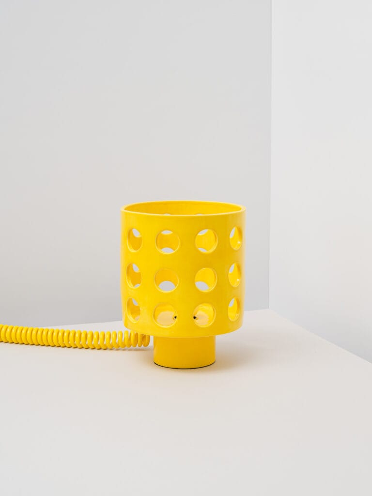 Lámpara Guatequera en amarillo, cerámica artesanal de Mamen Cerámica